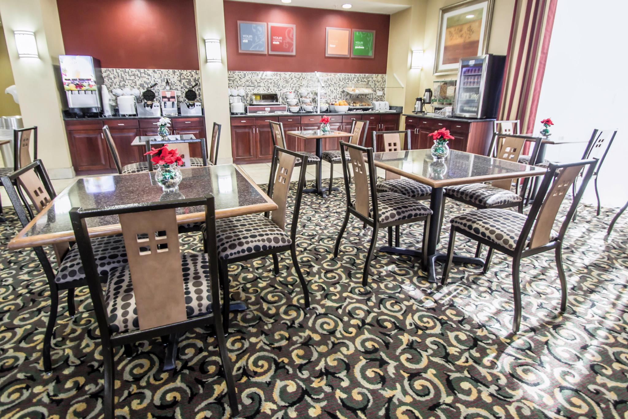 Comfort Suites Orlando Airport Екстериор снимка