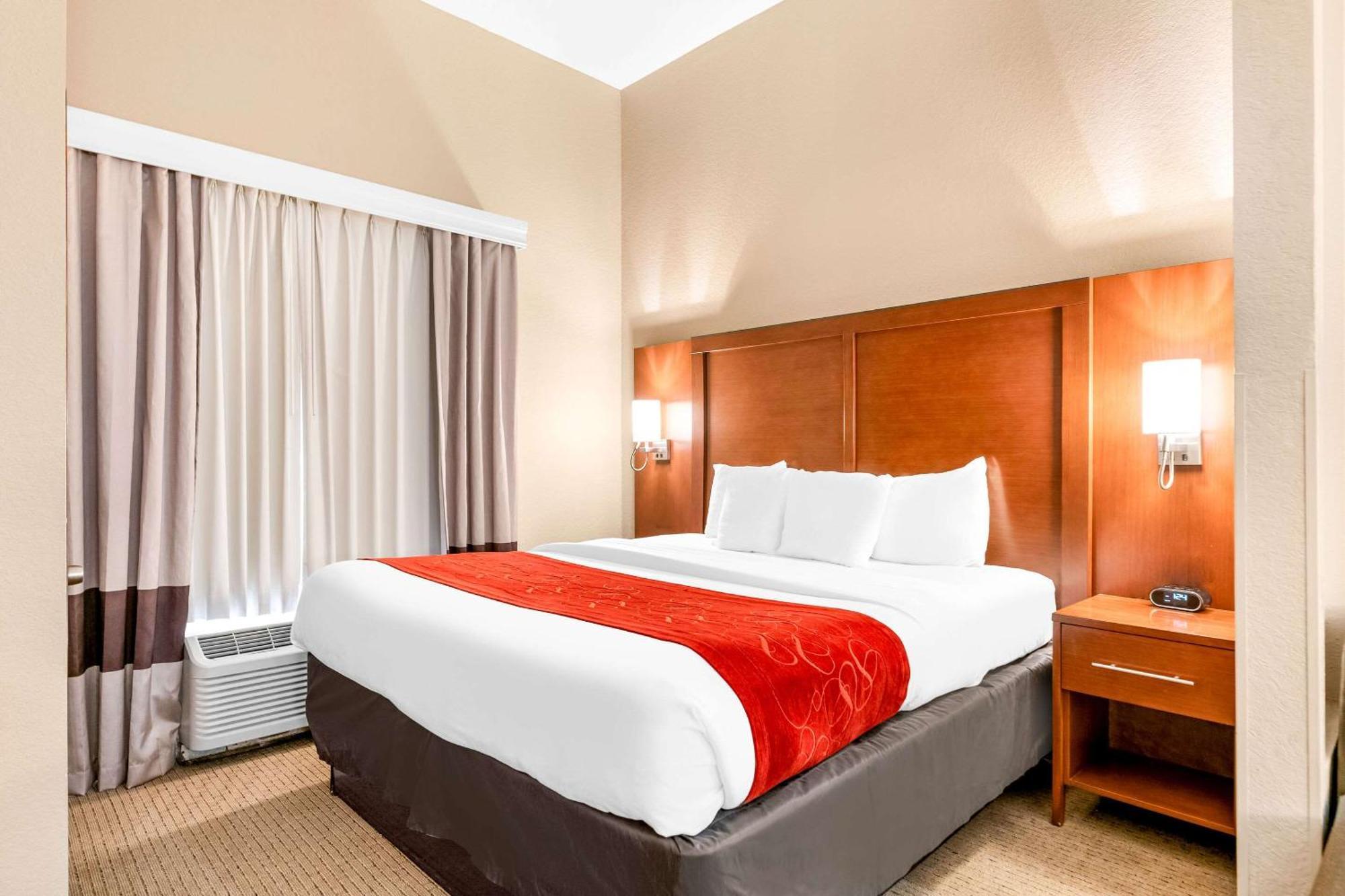Comfort Suites Orlando Airport Екстериор снимка